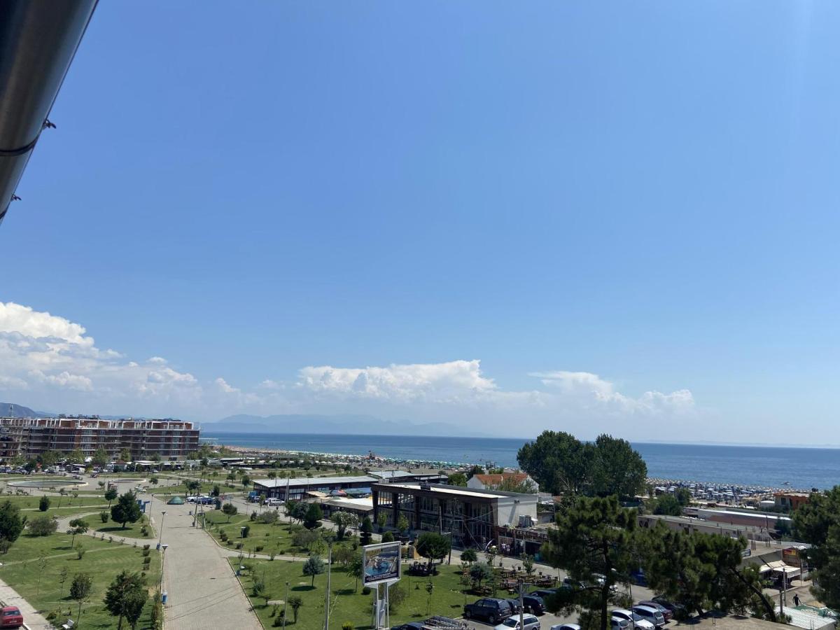 Center Park Hotell Velipojë Exteriör bild