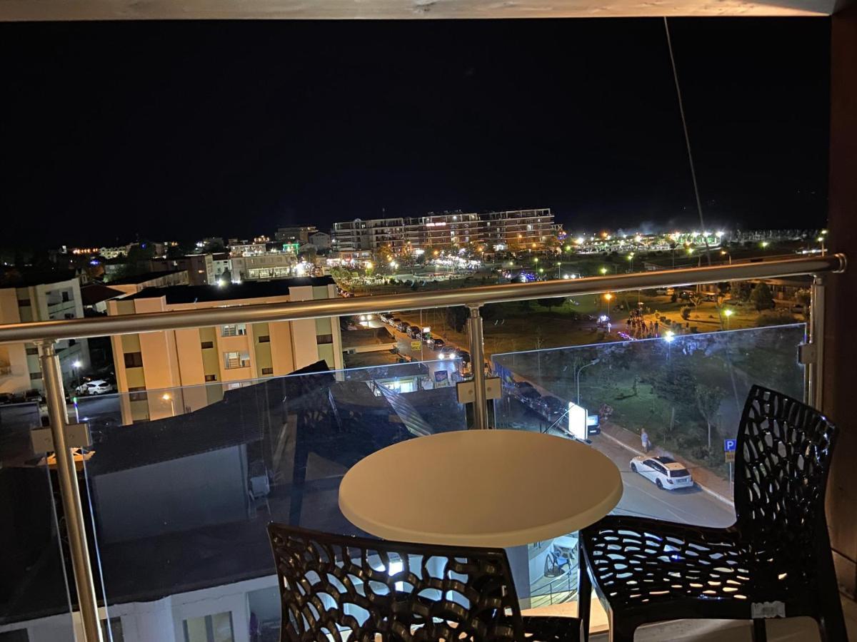 Center Park Hotell Velipojë Exteriör bild