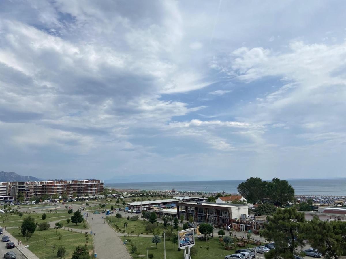 Center Park Hotell Velipojë Exteriör bild