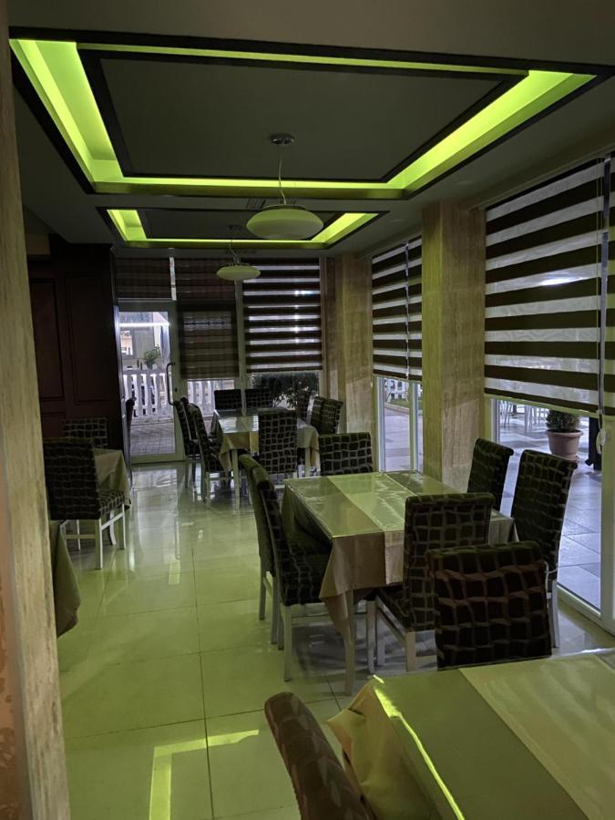 Center Park Hotell Velipojë Exteriör bild
