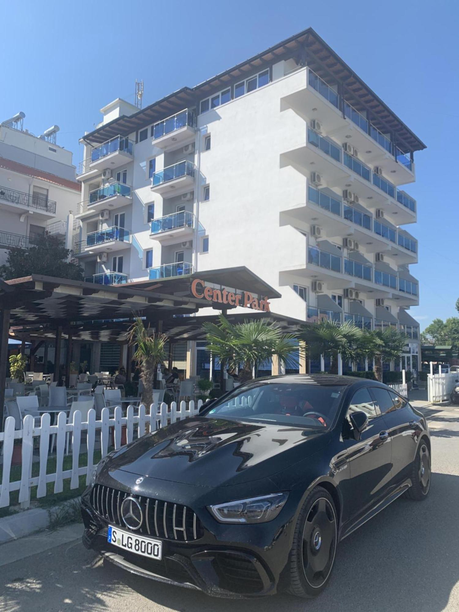 Center Park Hotell Velipojë Exteriör bild
